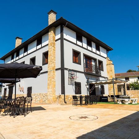 Paratene Ostatu Habitaciones Erandio Екстериор снимка