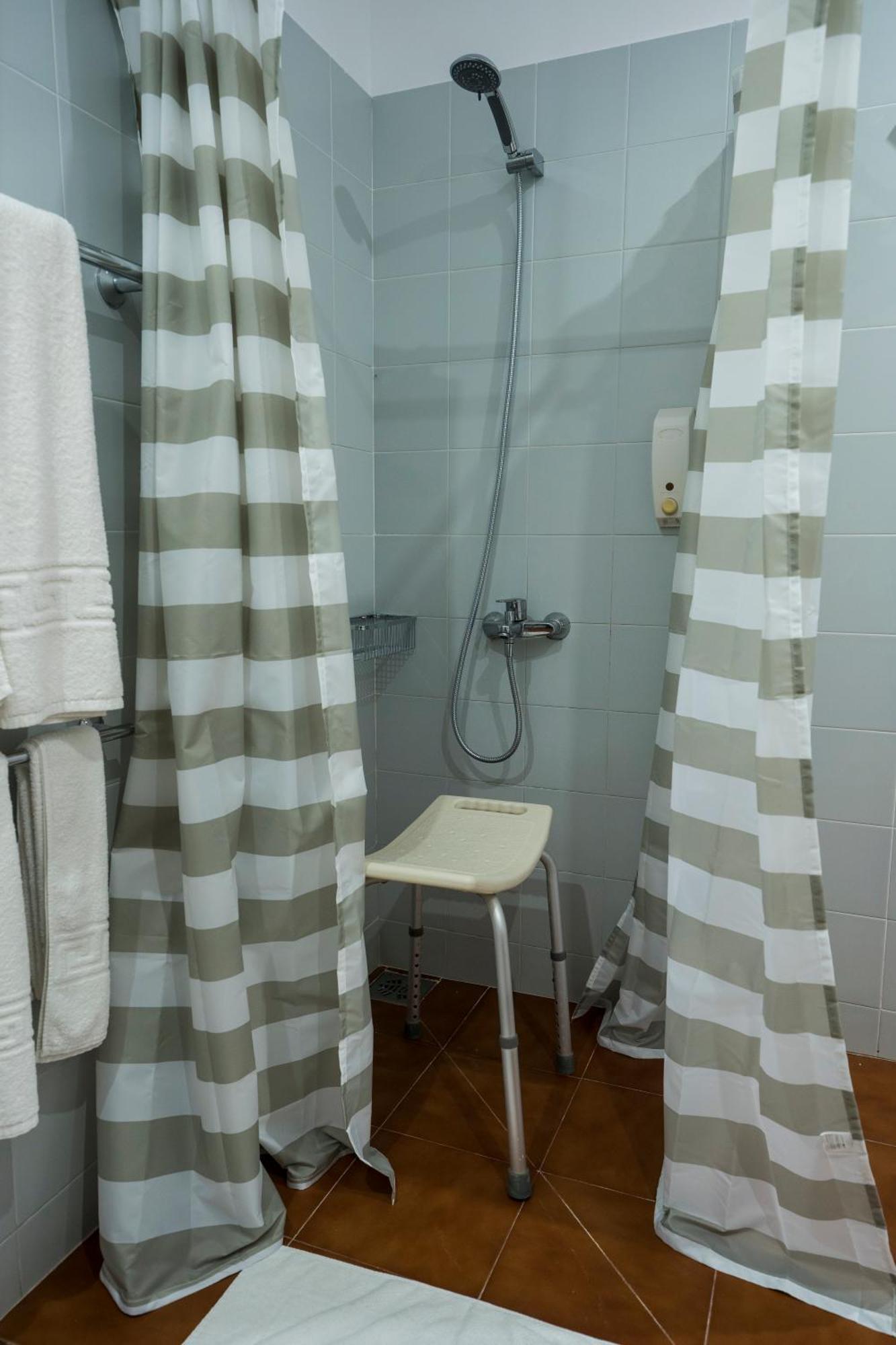 Paratene Ostatu Habitaciones Erandio Екстериор снимка