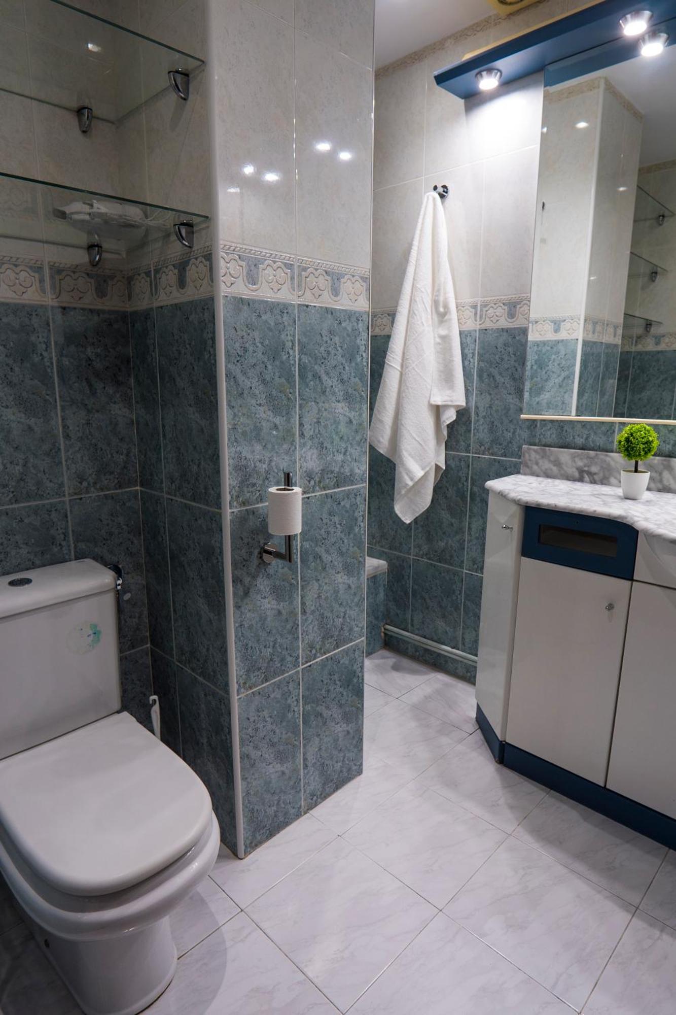 Paratene Ostatu Habitaciones Erandio Екстериор снимка