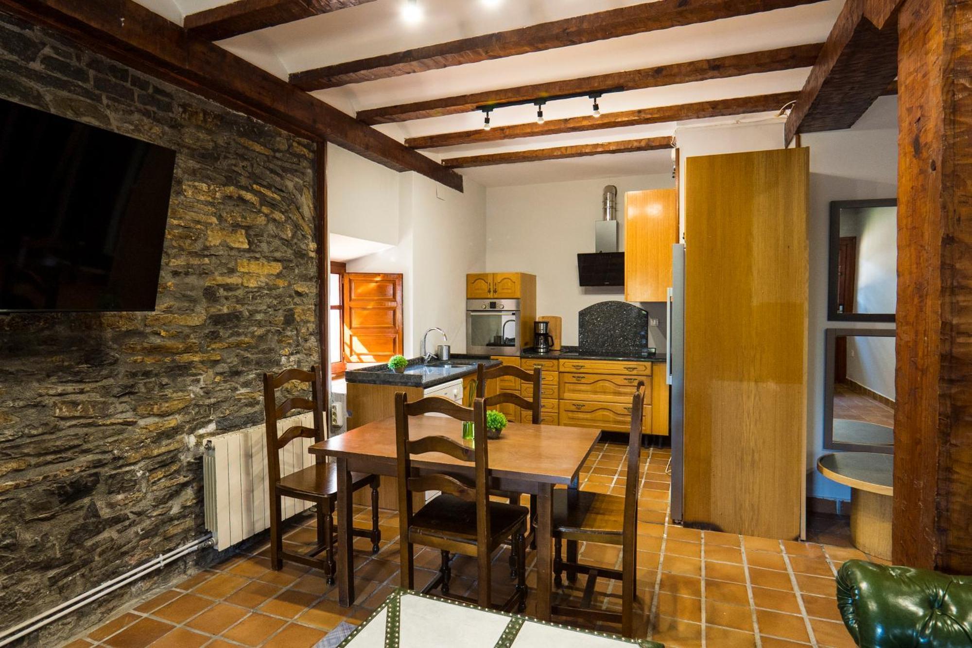 Paratene Ostatu Habitaciones Erandio Екстериор снимка