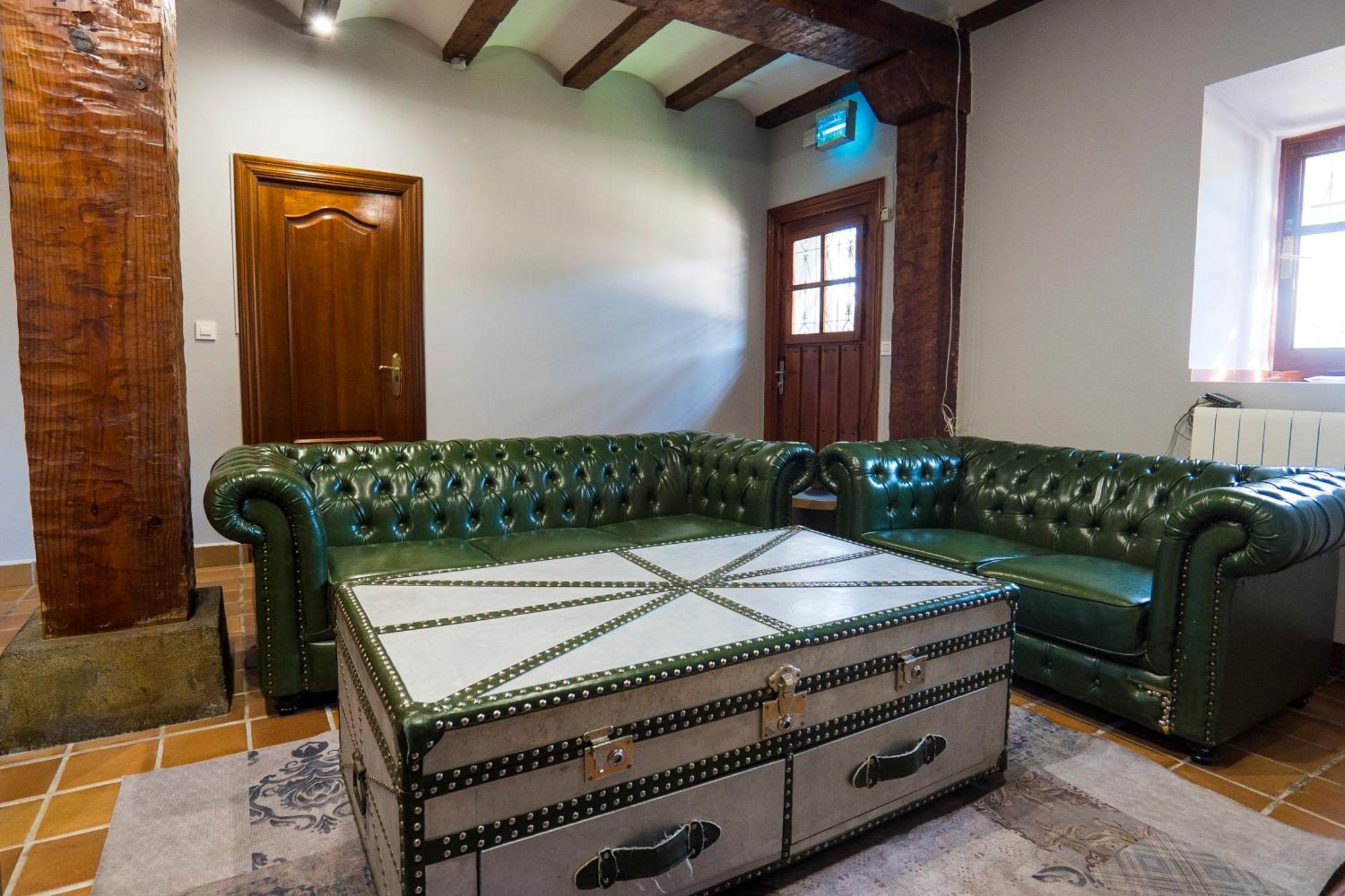 Paratene Ostatu Habitaciones Erandio Екстериор снимка