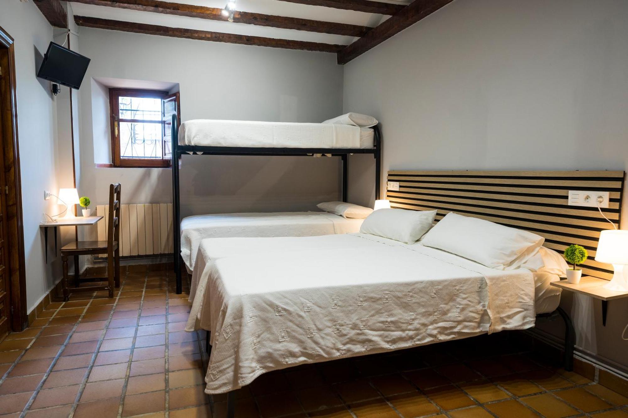Paratene Ostatu Habitaciones Erandio Екстериор снимка