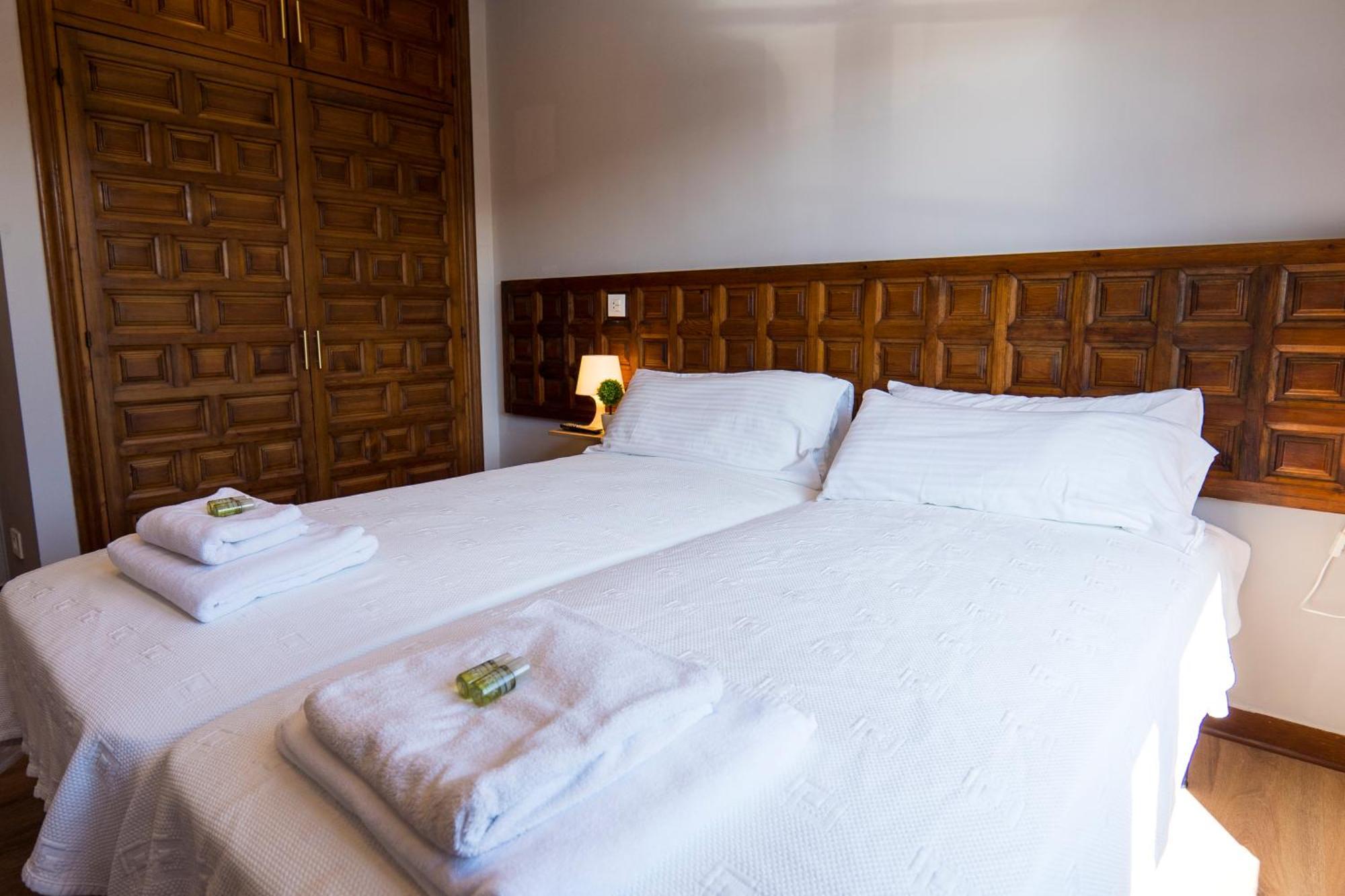 Paratene Ostatu Habitaciones Erandio Екстериор снимка